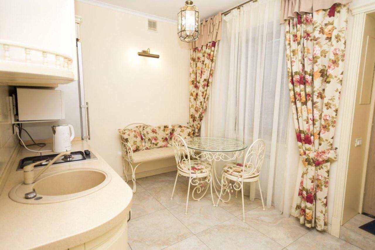 Provence Deribasivska Apartment Odesa Exterior photo
